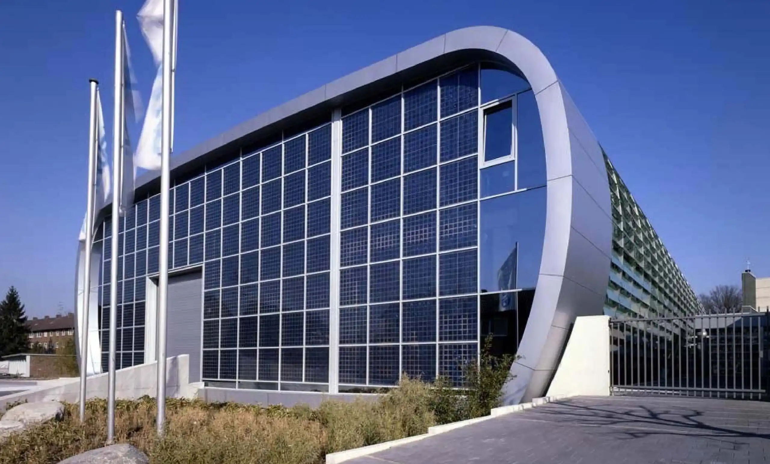 Ten Must-Have Features in Modern Facade Management Software